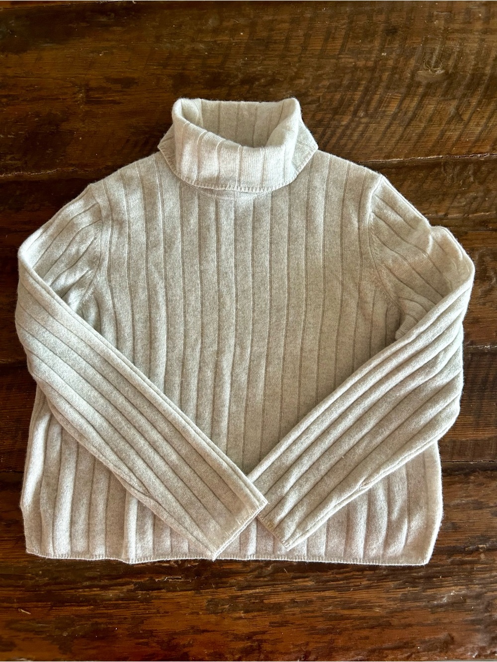 H Halston 100% Cashmere Women’s Ribbed Turtleneck